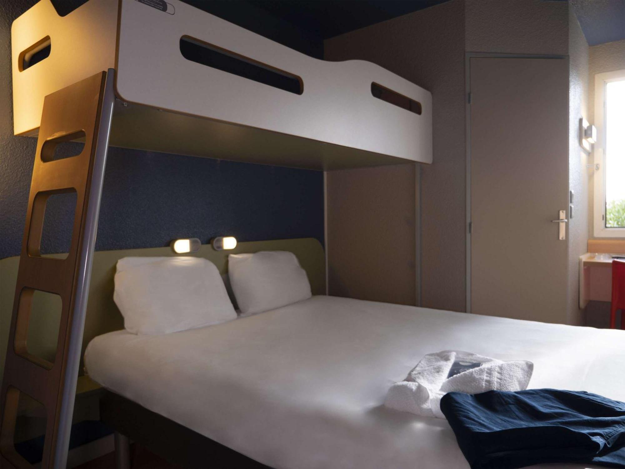 Ibis Budget Arles Sud Fourchon Buitenkant foto